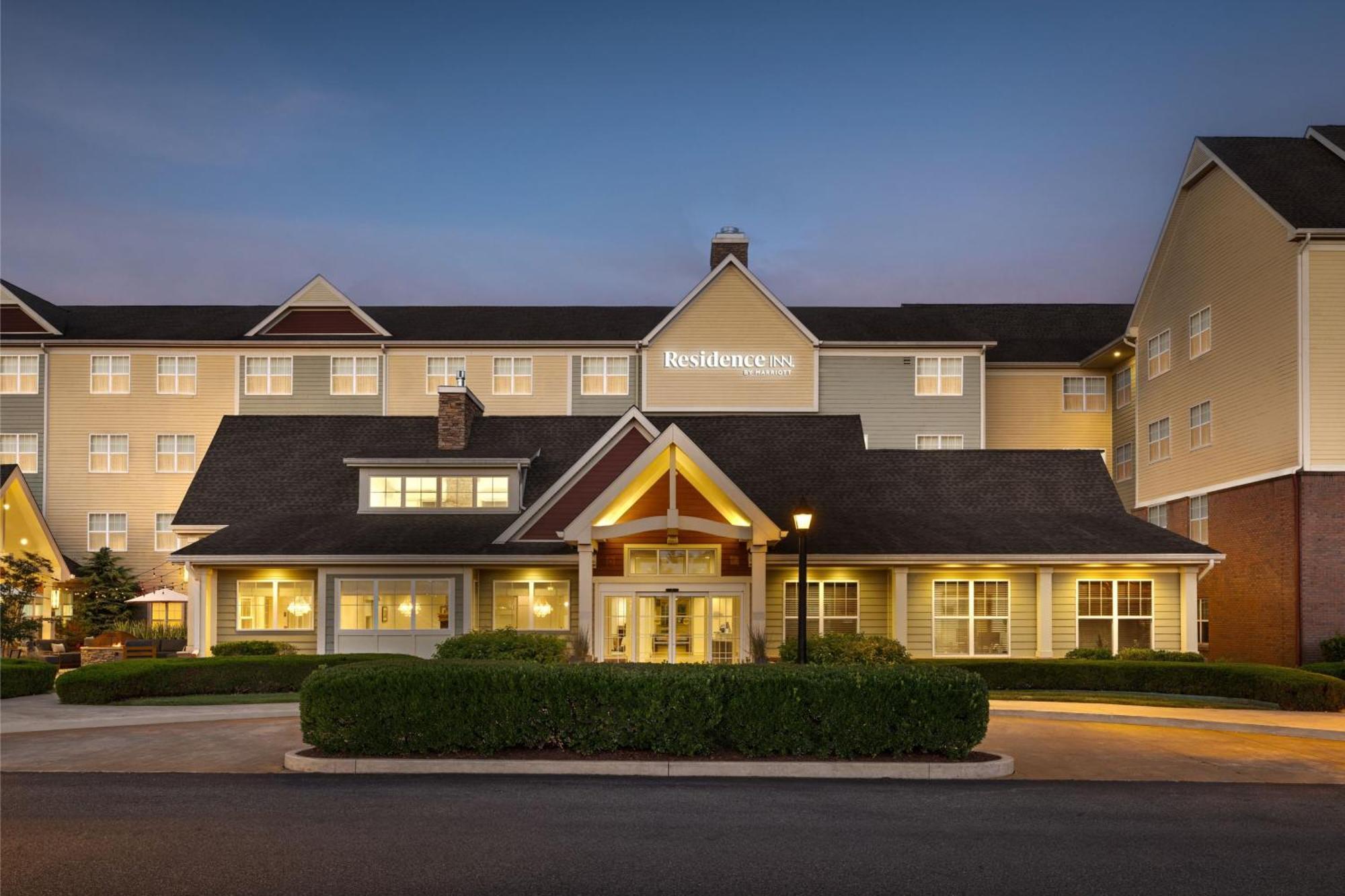 Residence Inn By Marriott Long Island Islip/Courthouse Complex Central Islip Exterior photo